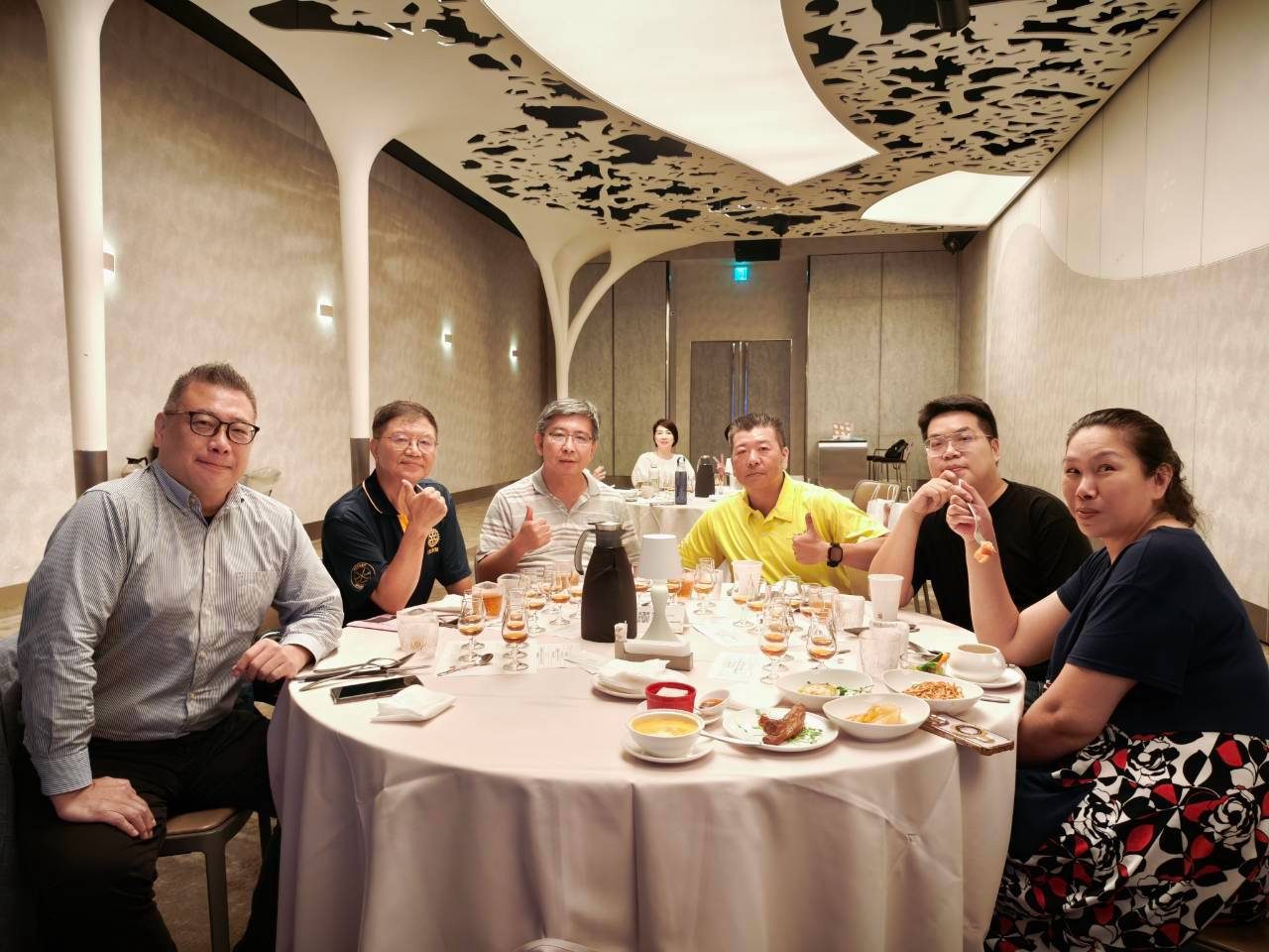 第一季【夏】夏季居家簡易威士忌調酒及食物搭配－LINE_ALBUM_20260812第1281次例會-第一季 夏夏季居家簡易威士忌調酒及食物搭配_260812_9.jpg