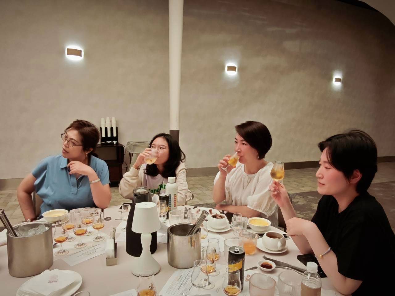 第一季【夏】夏季居家簡易威士忌調酒及食物搭配－LINE_ALBUM_20260812第1281次例會-第一季 夏夏季居家簡易威士忌調酒及食物搭配_260812_18.jpg